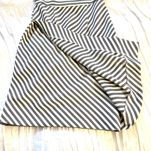 🌷NWOT- Cremieux Dress 🌺 - Picture 2 of 4